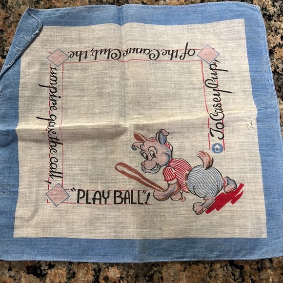 Three vintage Disney handkerchiefs - Picture 6 of 7